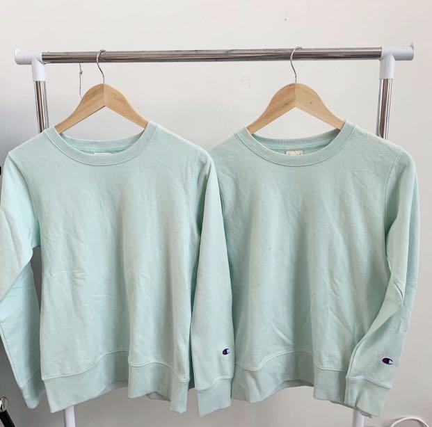 Sweater Champion Original Fesyen Wanita Pakaian Wanita Baju Luaran di Carousell