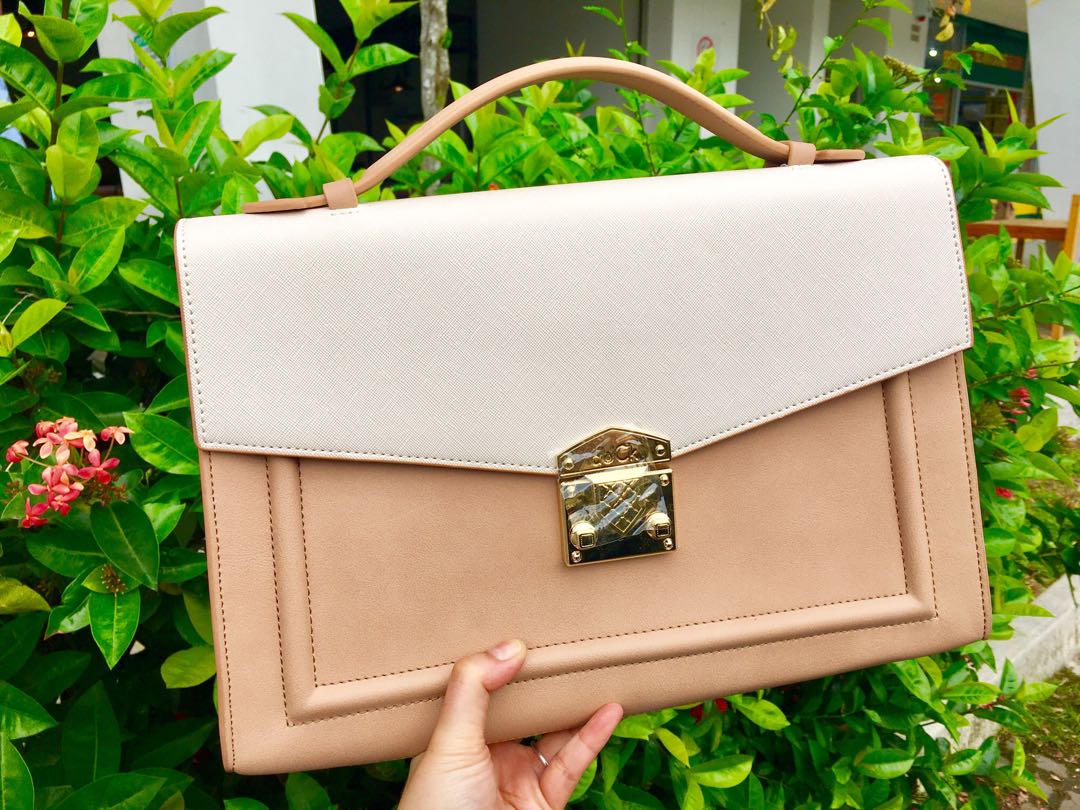 Duck satchel bag clearance