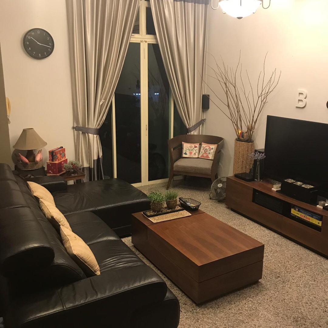 (Category: ) located in . Submitted by dralan (Listing ID 236843439, Image 1). Description: .