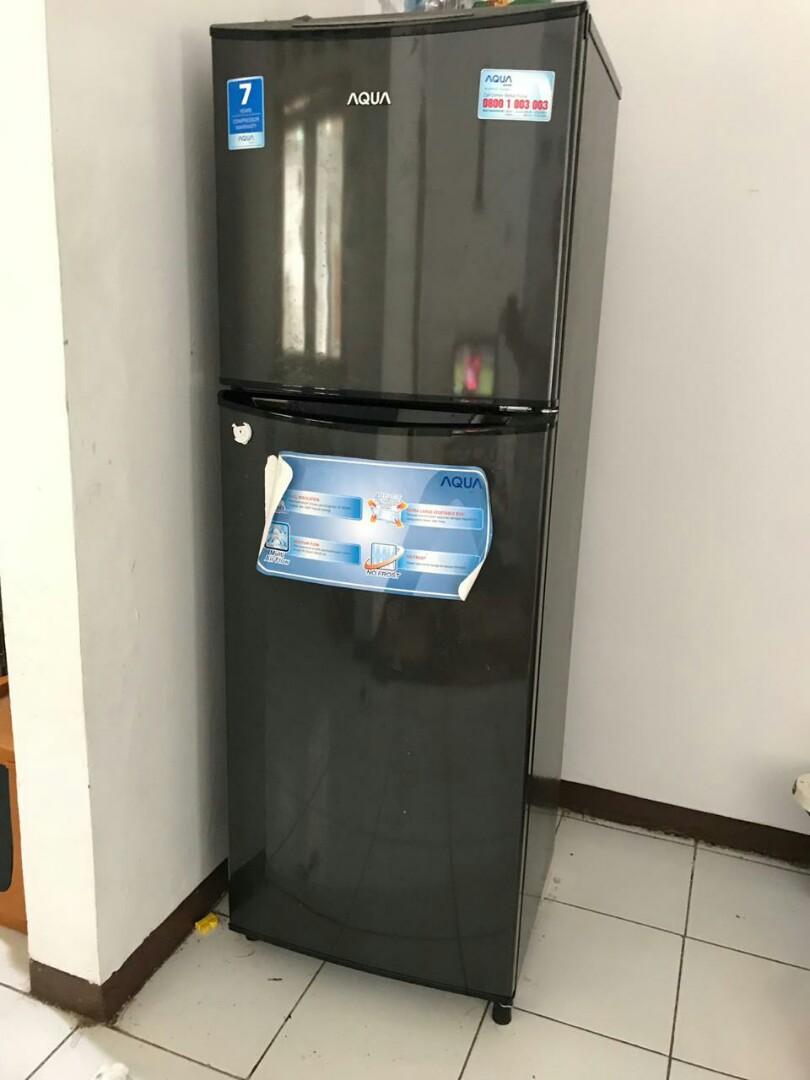 Aqua Aqr D260 Lemari Es 2 Pintu Kitchen Appliances Di Carousell