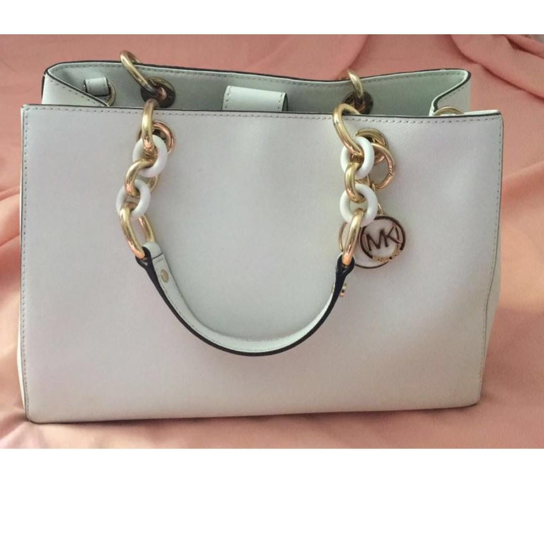 michael kors handbags price