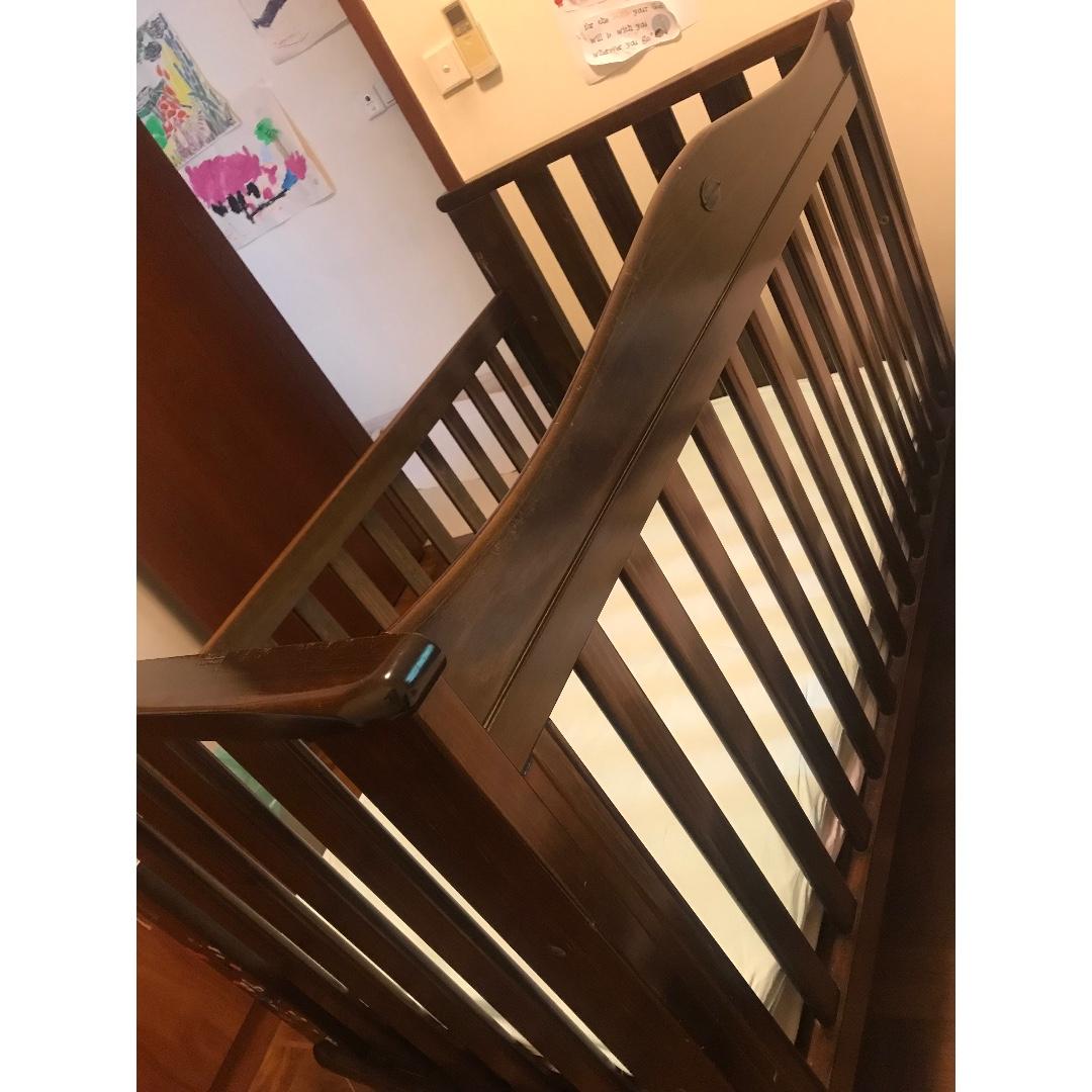 Boori Paddington 3 in 1 Cot bed