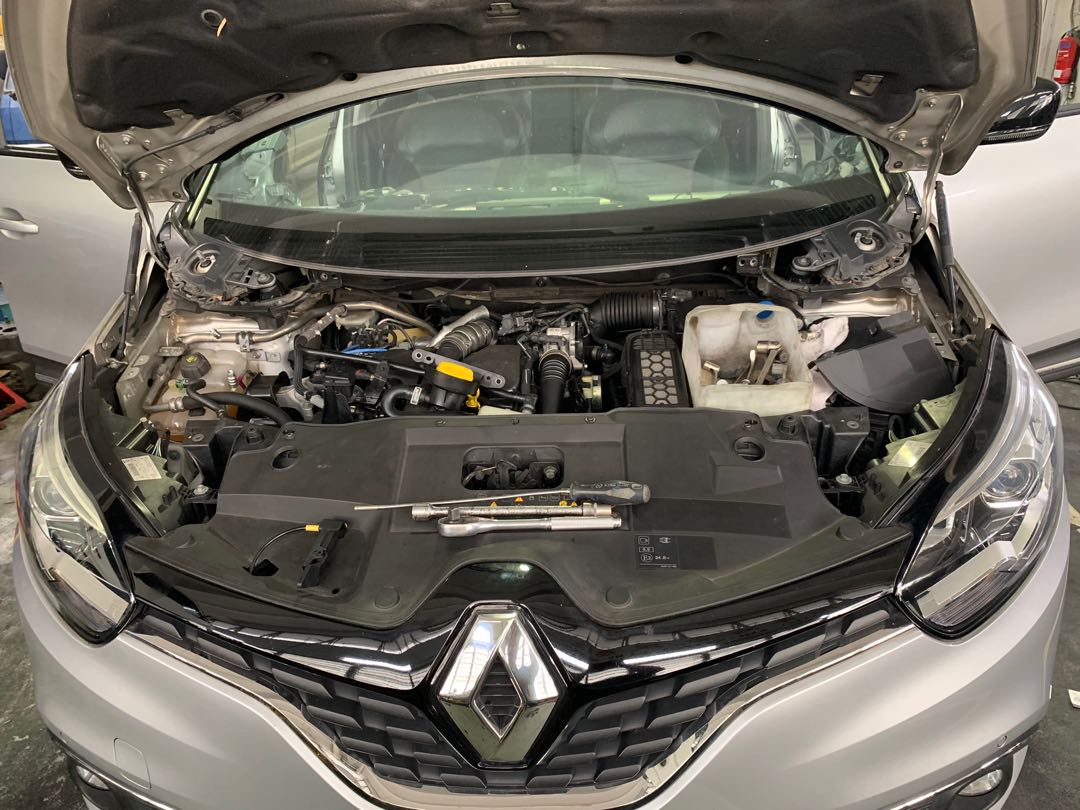 Car air cond service Renault scenic 20152017 replace evaporator