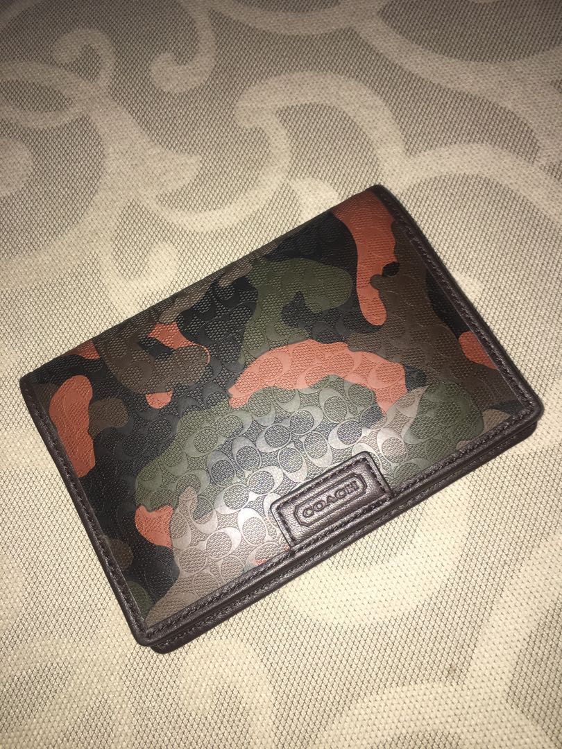 Coach Camouflage Passport Holder, Men's Fashion, Watches & Accessories