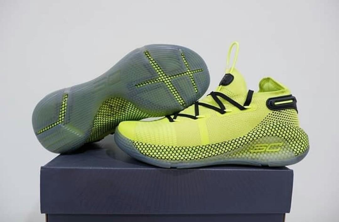 curry 6 low Green