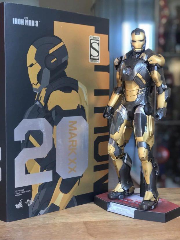 hot toys iron man python