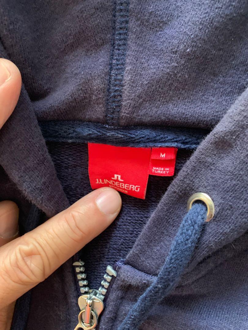 J Lindeberg zipper up hoodie men’s top, size M., 男裝, 外套及戶外衣服 Carousell