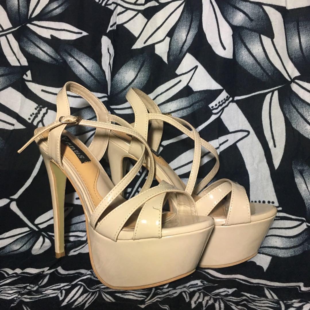 Bragais heels store