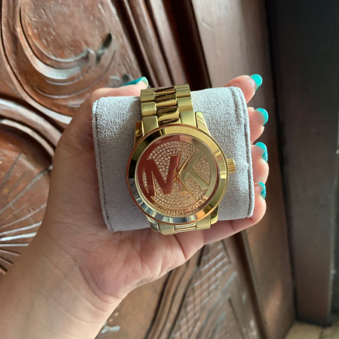 Michael Kors Watch Big Face Pawnable, Women's Fashion, Watches Accessories,  Watches On Carousell 