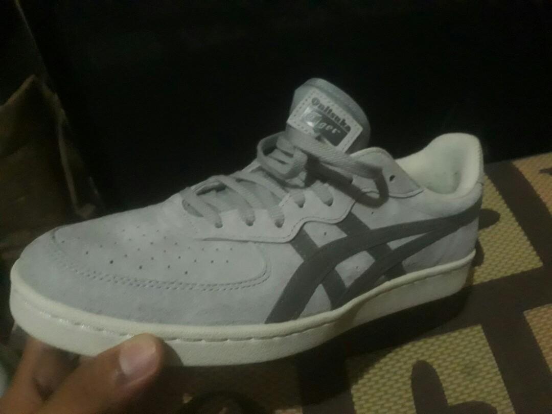 onitsuka mid