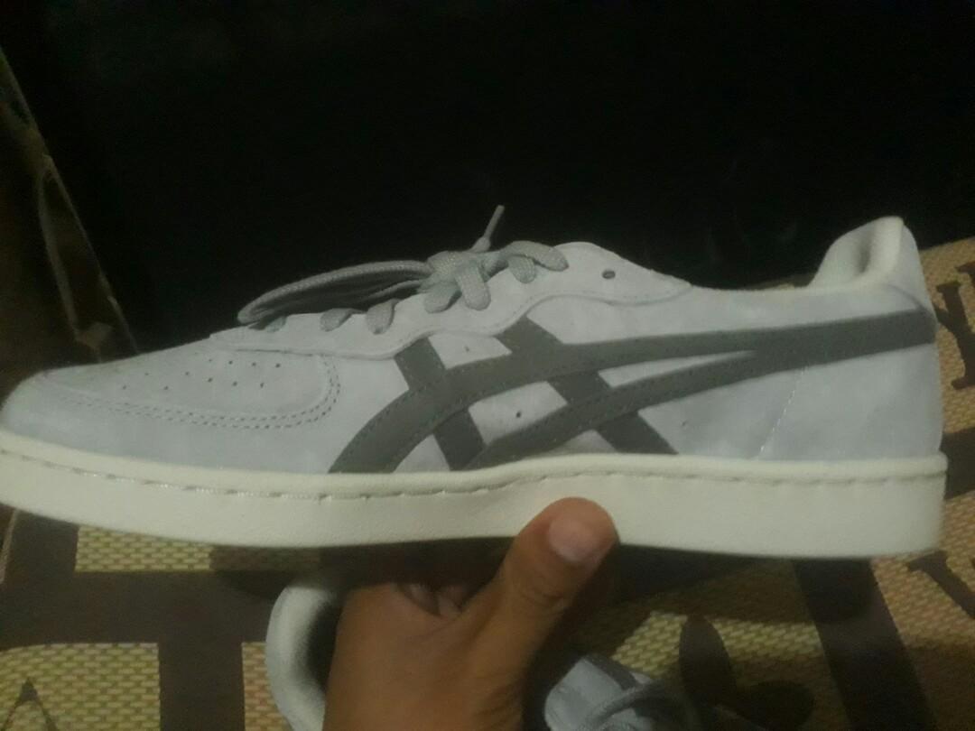 onitsuka mid