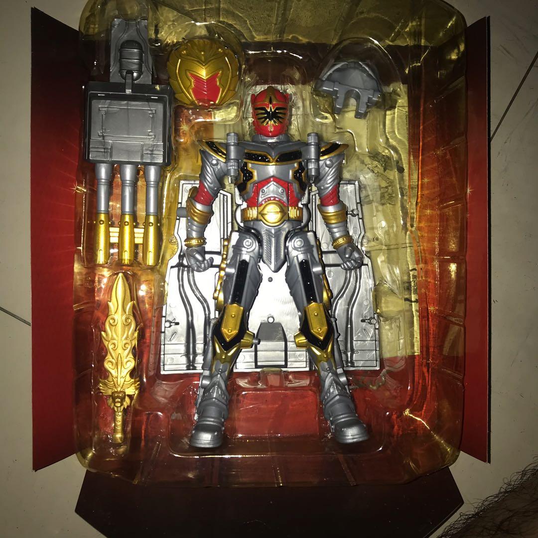 Power Rangers Mystic Force (Category: Action & Battle Toys) located in Quezon City. Submitted by harajuuku (Listing ID 237045438, Image 2). Description: Power rangers mystic force red ranger Medyo mahal dahil complete package and used only for display and posing. Handled with care and never yan pinahawak sa mga batang malikot kamay haha.