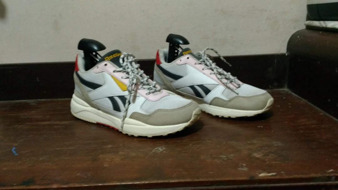 reebok royal bridge 2.0 wanna one