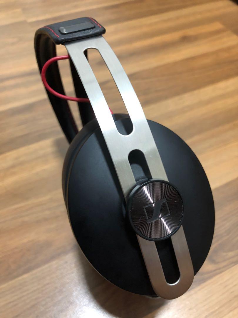 Sennheiser Momentum Headphones v1