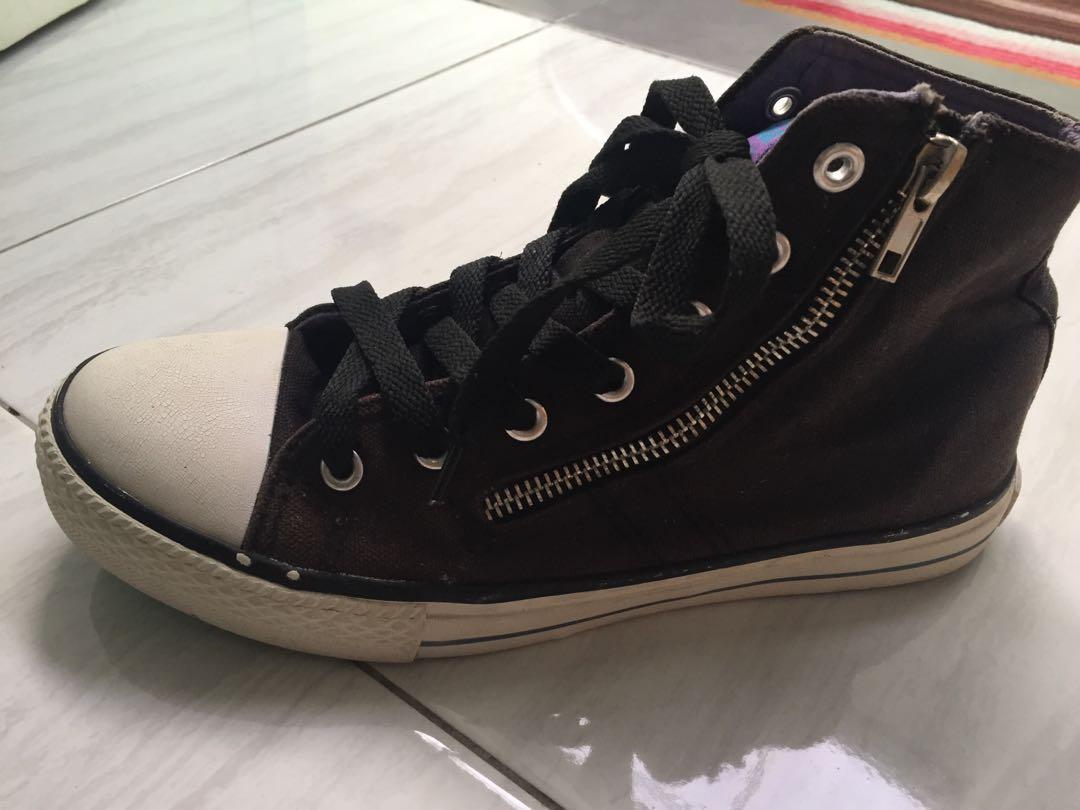 Sepatu North Star Hitam Fesyen Wanita Sepatu Di Carousell