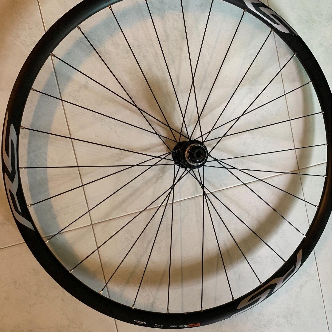remember Boring Inn Shimano RS 170 wheels, Sports Equipment, Bicycles & Parts, Parts &  Accessories on Carousell