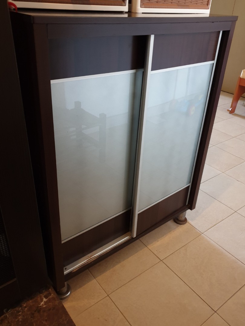 Shoe Sliding Door with 5 shelves, Furniture & Home Living