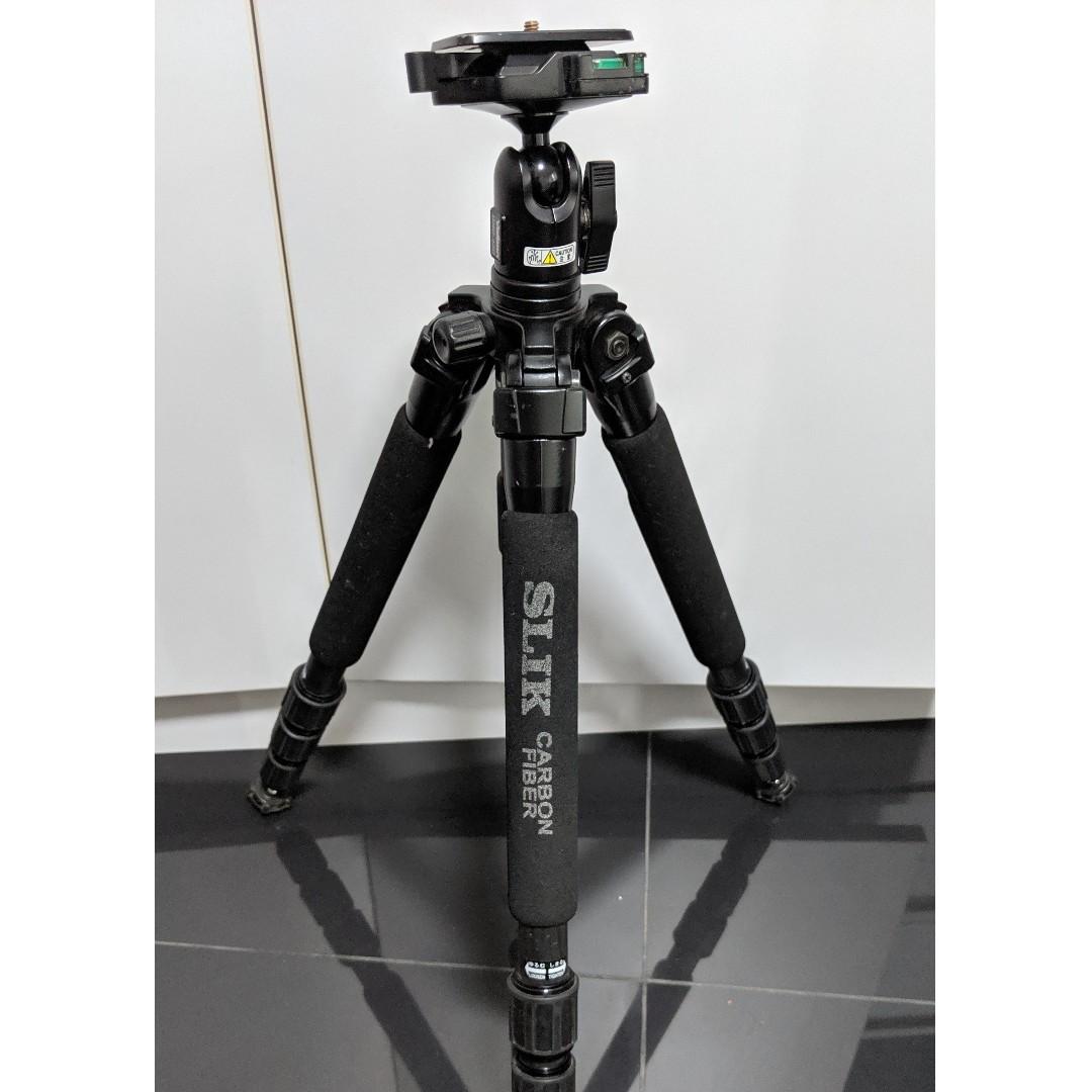 Slik Pro 714 CF II Carbon Fiber Tripod Legs, 4Section Supports 11 lb