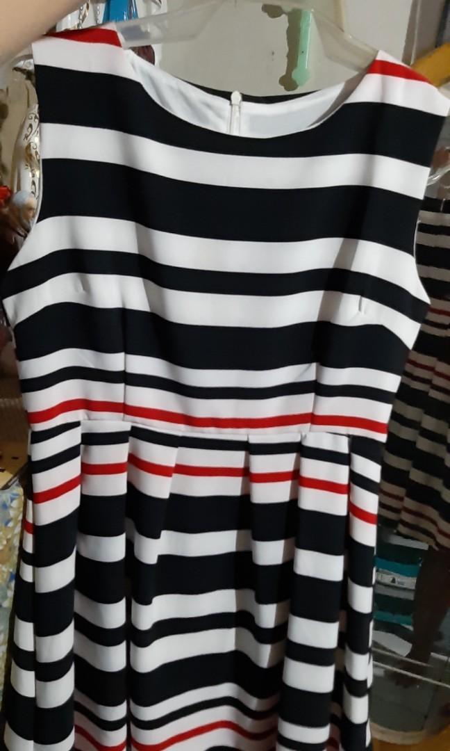Strip Dress (Category: Dresses) located in Manila. Submitted by iamkrish (Listing ID 237126993, Image 1). Description: .