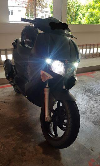 Gilera st 200