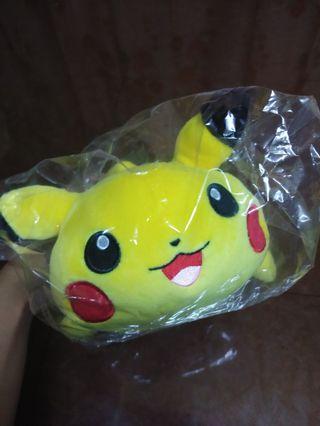 Pikachu plush toy (crawl type)