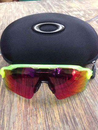 Authentic Oakley Prizm Road