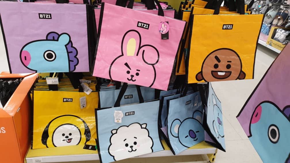 BTS BT21 OFFICIAL TARPAULIN BAG