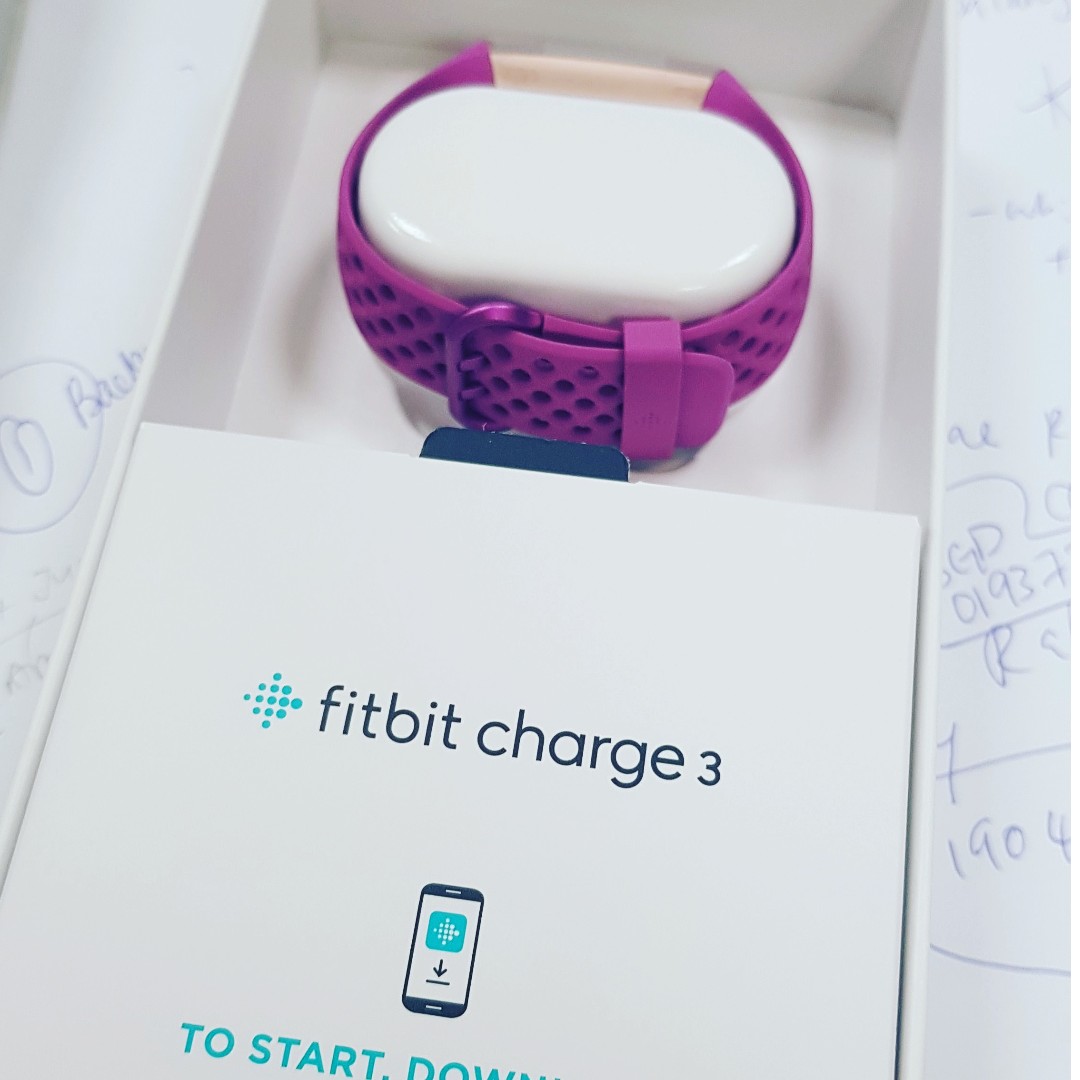 Fitbit charge 3 rose gold berry 