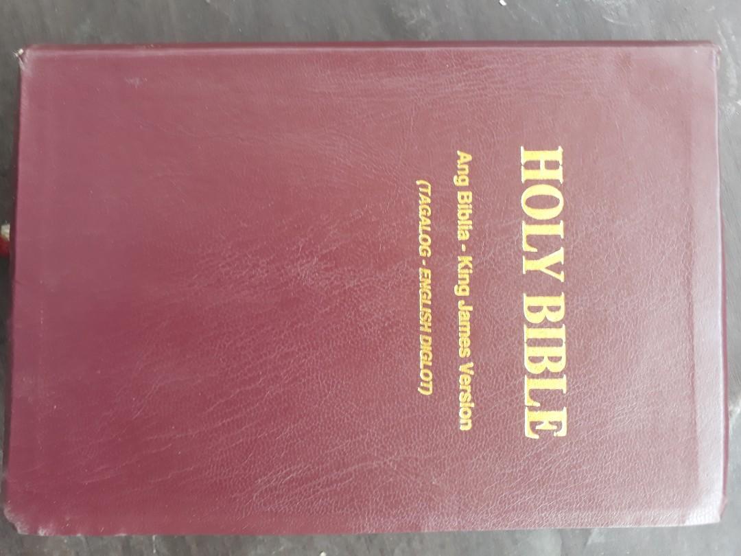 Holy Bible Diglot Books Books On Carousell