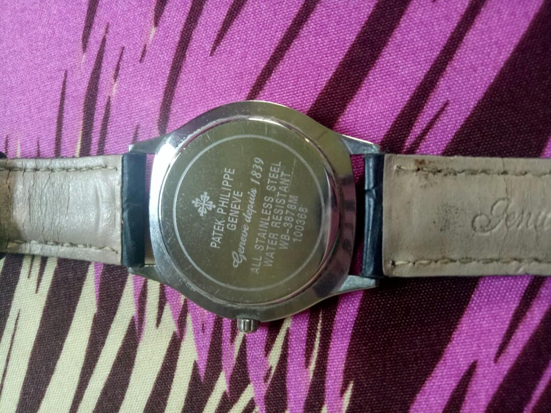 Jam tangan wanita branded