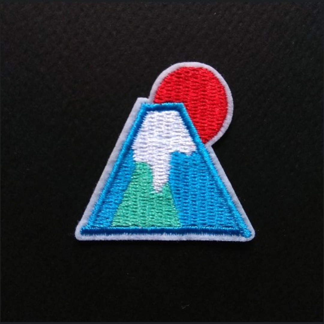 Japan Mt Fuji Red Sun Iron On Patch, Hobbies & Toys, Stationery & Craft