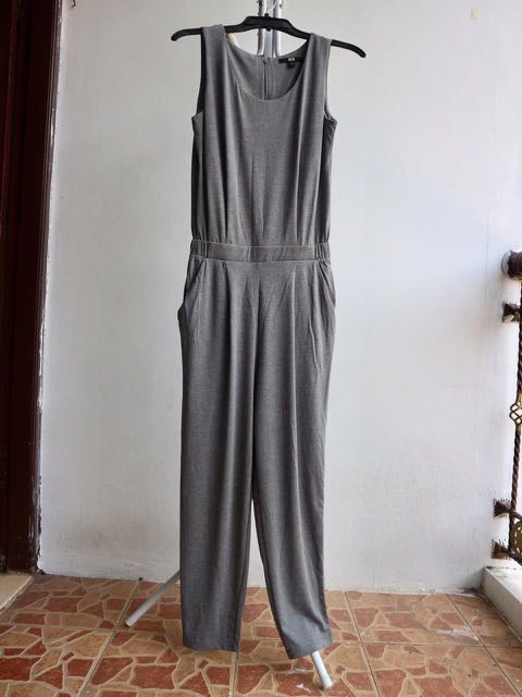 jumpsuit uniqlo indonesia