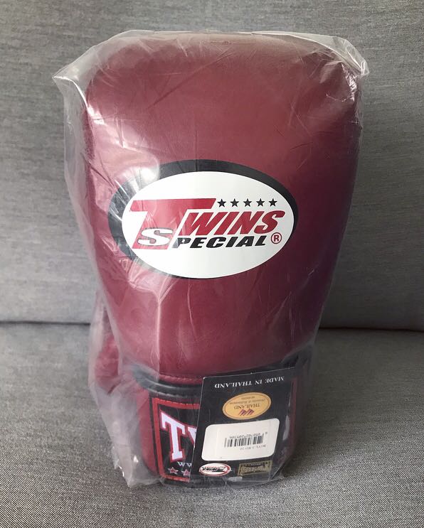 Maroon Twins Boxing gloves, Sports Equipment, Sports & Games, Water Sports on Carousell