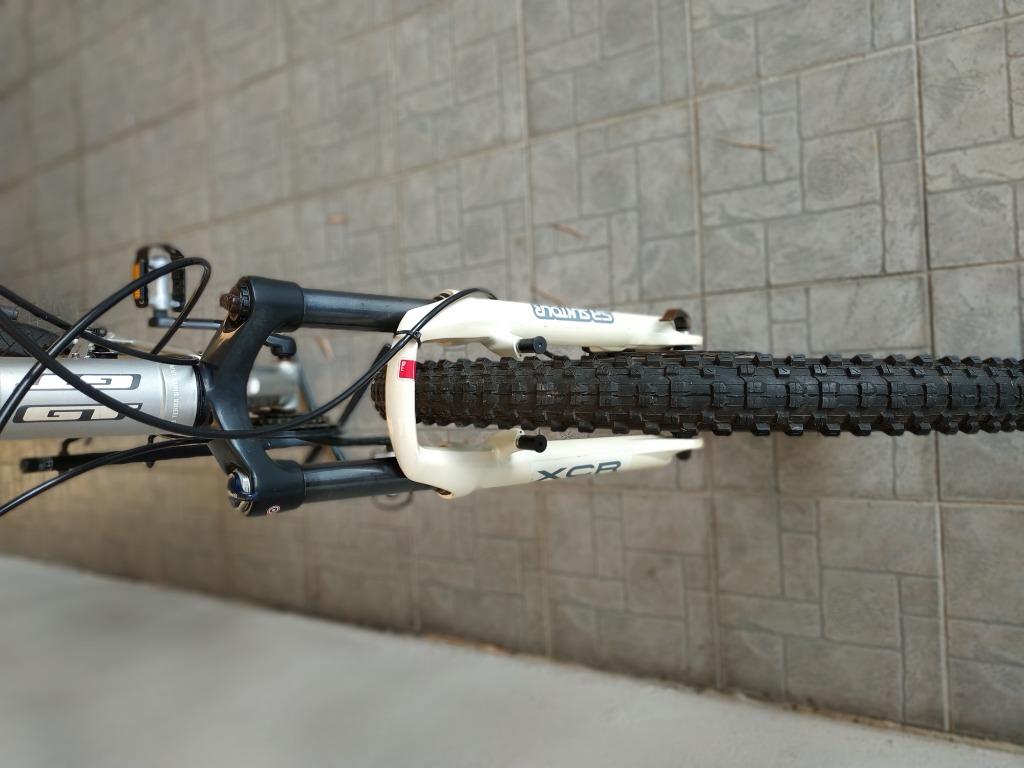 gt avalanche 2.0 white