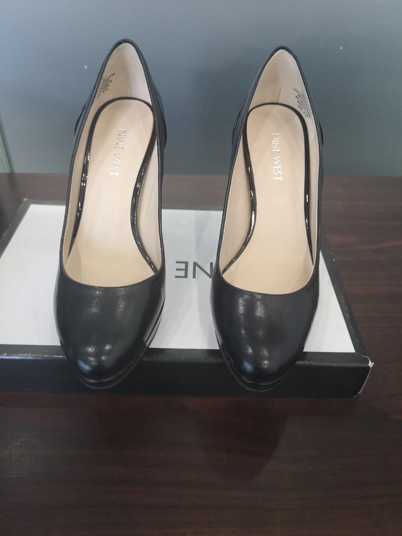 nine west leather pumps