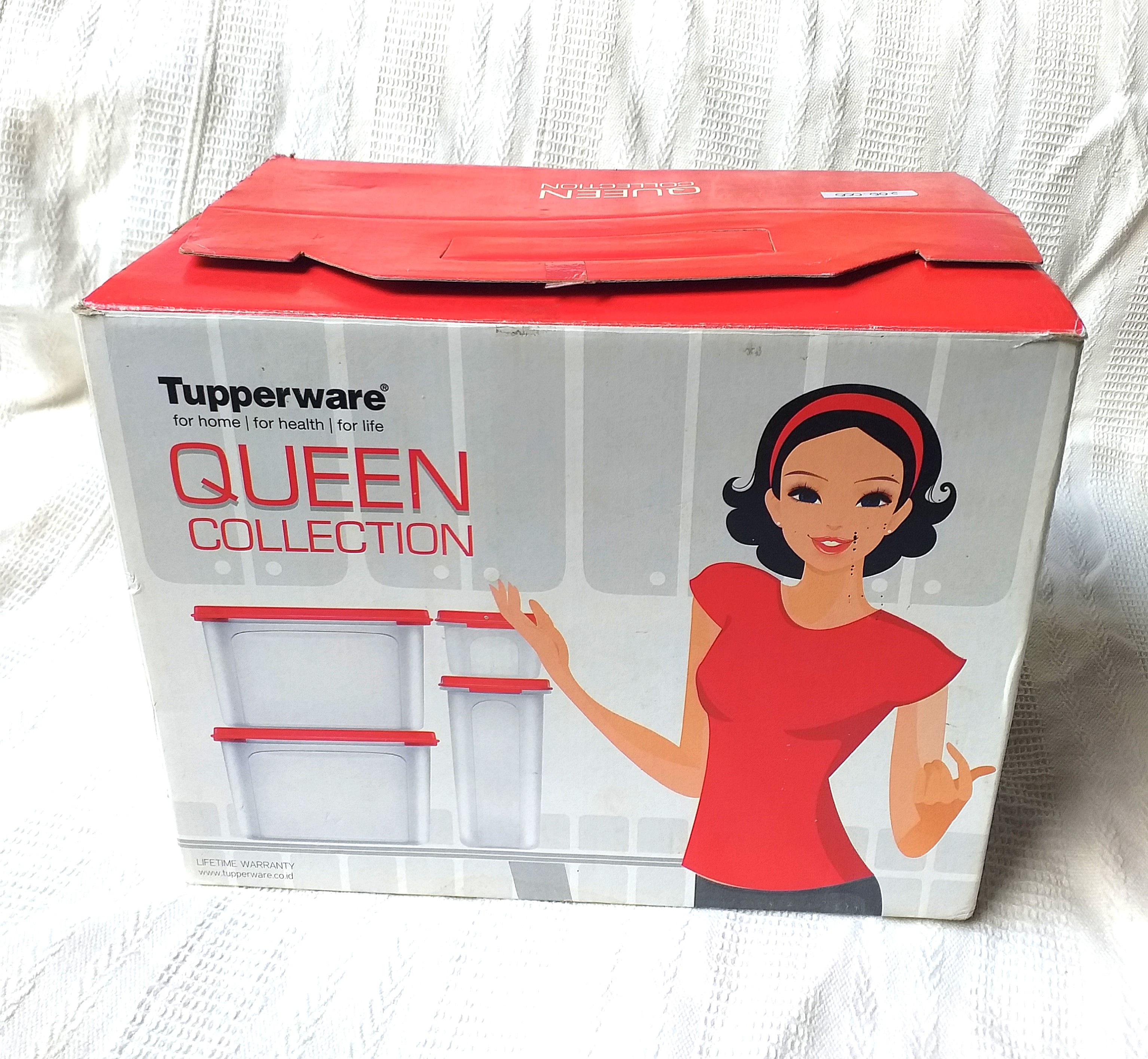 Tupperware Queen Collection, Kitchen & Appliances di Carousell