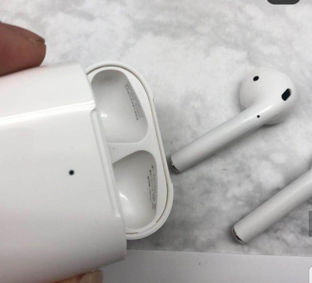 Unauthorized clearance authentic airpods