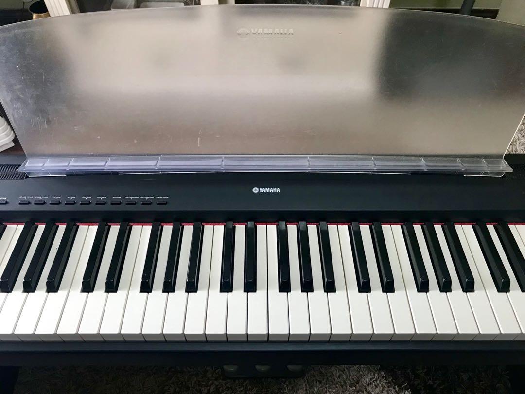 Yamaha Digital Piano P85 complete with LP5A threefootpedal and stool