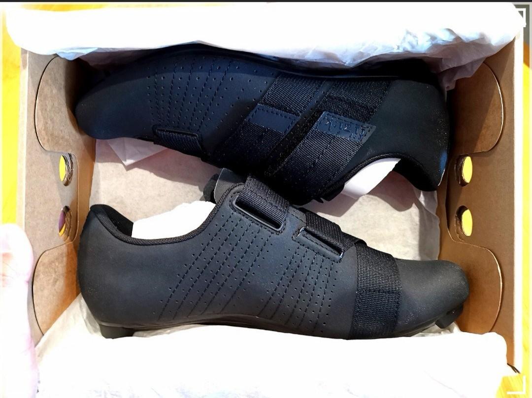 fizik tempo powerstrap r5 bike shoes