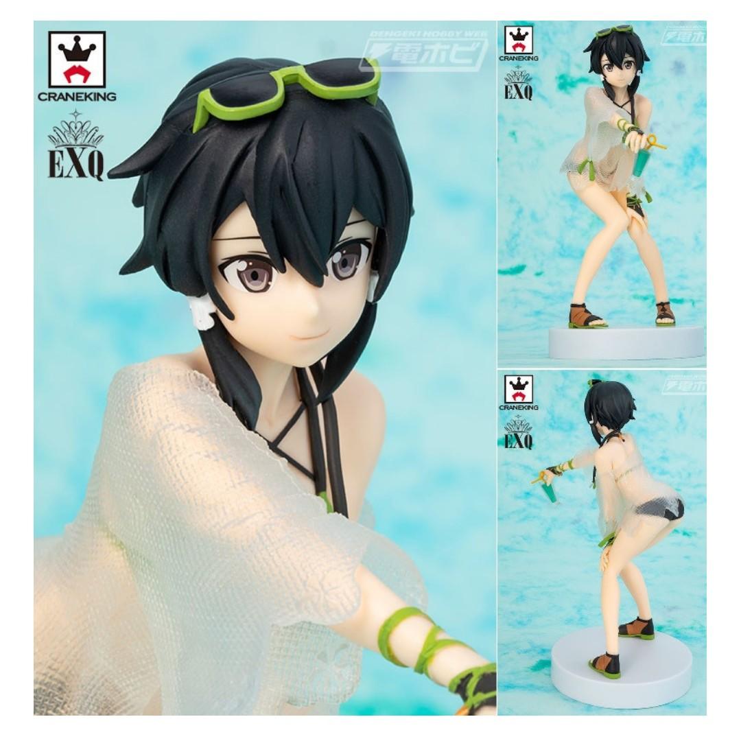 sinon swimsuit figure