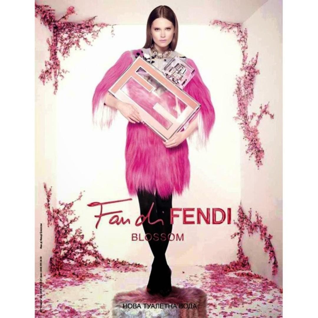 Fendi fan di fendi blossom 2025