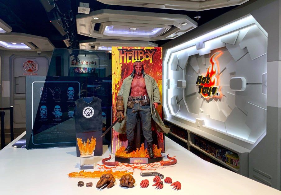 Hellboy 2019 hot toys hotsell