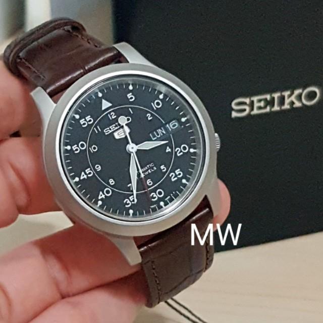 Seiko 5 807 deals