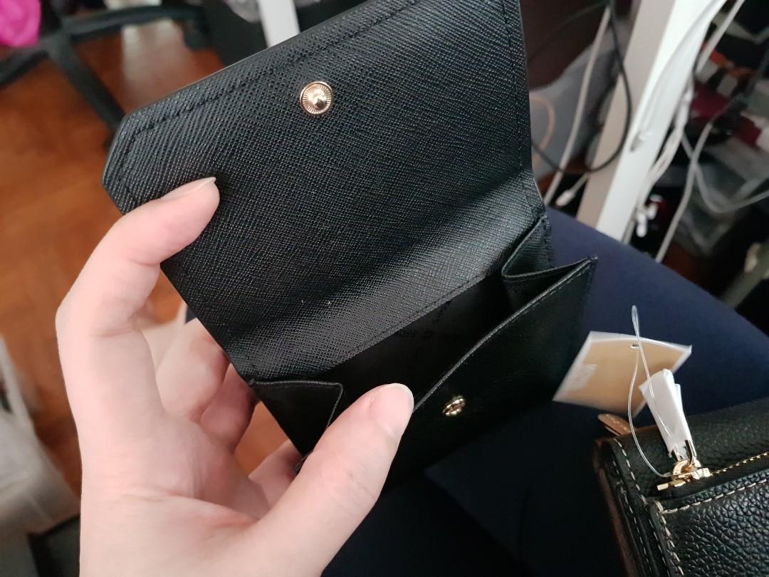Michael kors hayes trifold wallet cheap