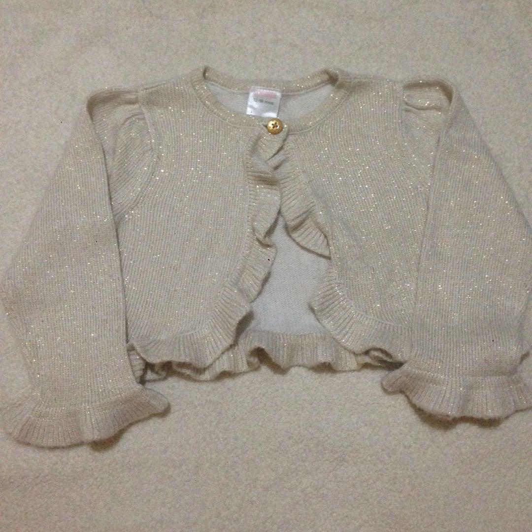 Gymboree Shrug (Category: Babies & Kids Fashion) located in Taytay. Submitted by frnssh (Listing ID 237350191, Image 1). Description: This one is so pretty in person! A personal favorite 💖 Size : 12-18 months .