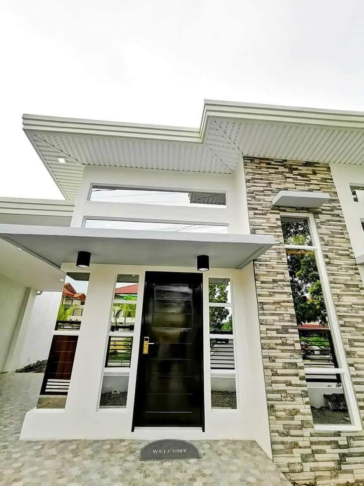Repriced High Ceiling Elegant Modern Bungalow In Bacolod