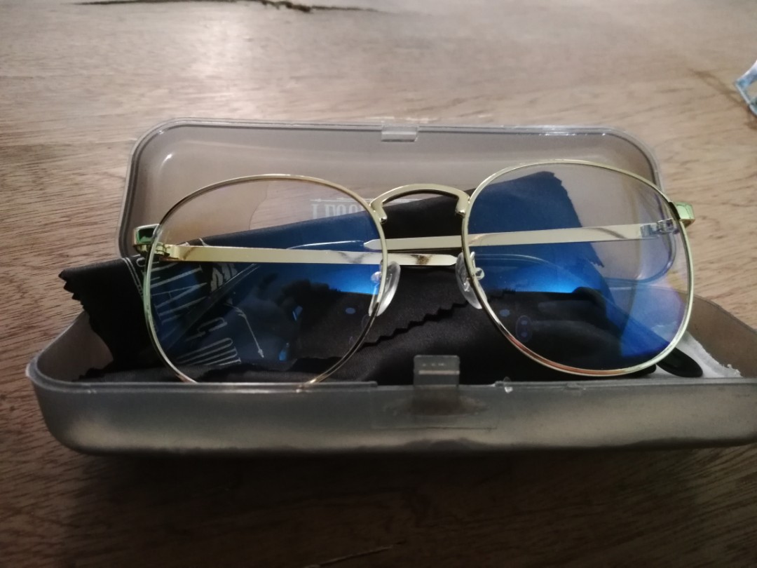 Legit Anti radiation eyeglasses, Women's Fashion, Watches & Accessories