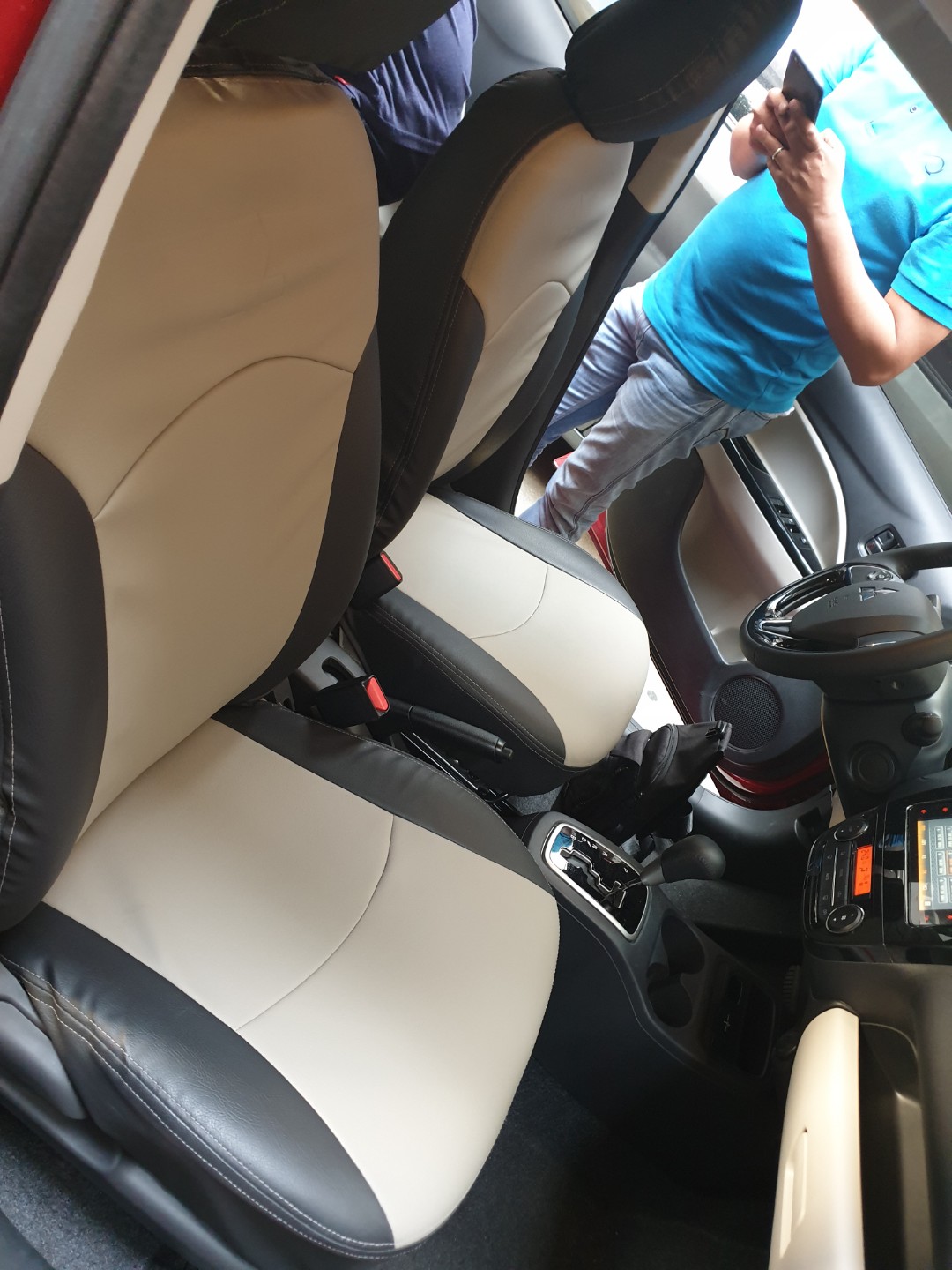 Leather seat cover shop for mirage g4