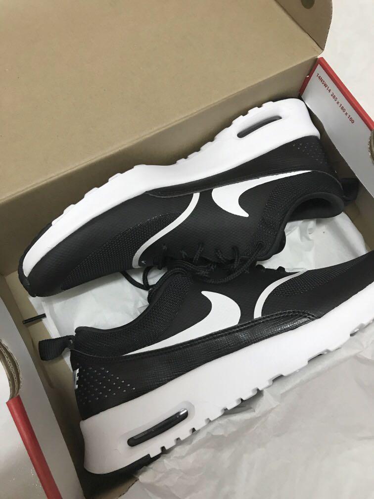 nike air max thea womens on clearence