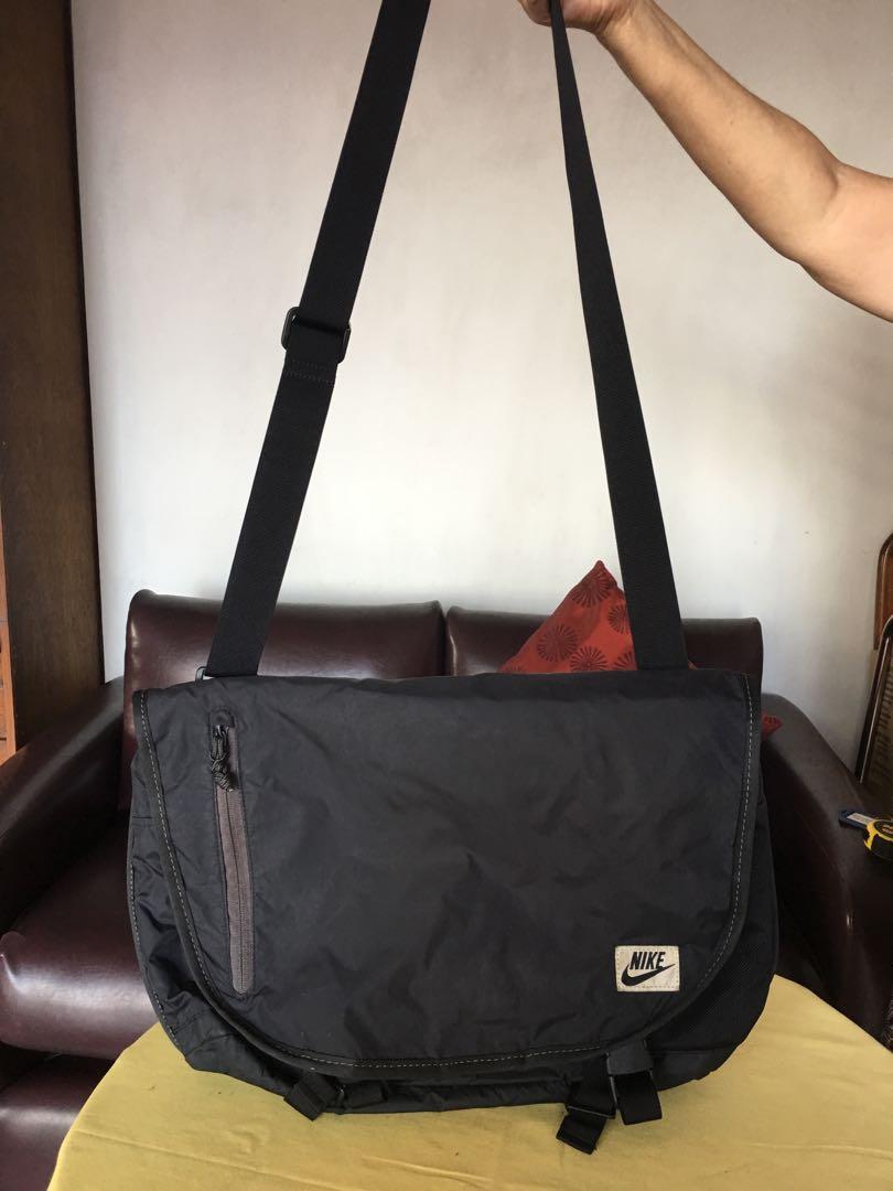 NIKE SLING MESSENGER/ LAPTOP BAG, Men's